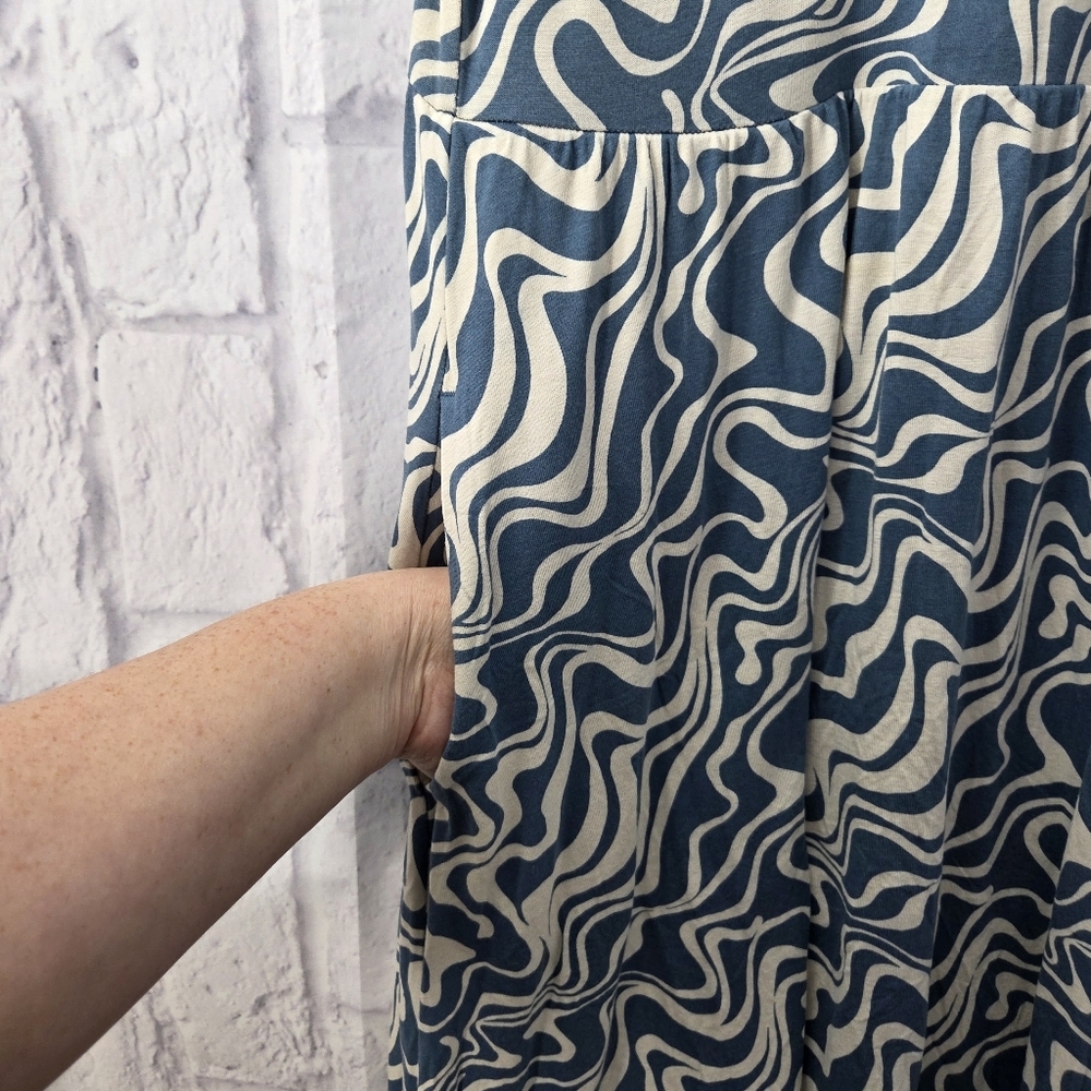 Ava & Viv X Blue Swirl Sleeveless Asymmetrical Hem Casual Summer Sun Dress - Picture 4 of 8